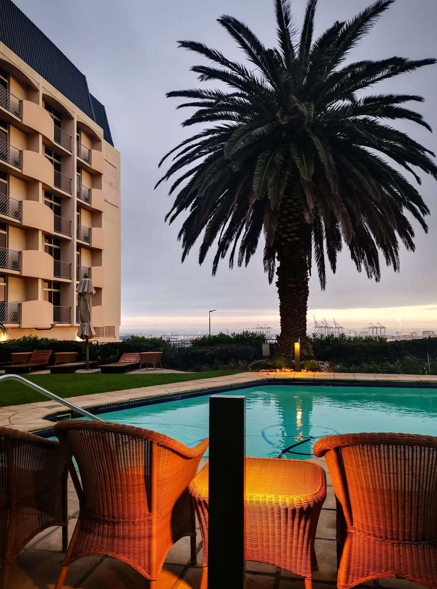 Garden Court Nelson Mandela Boulevard Κέιπ Τάουν Εξωτερικό φωτογραφία