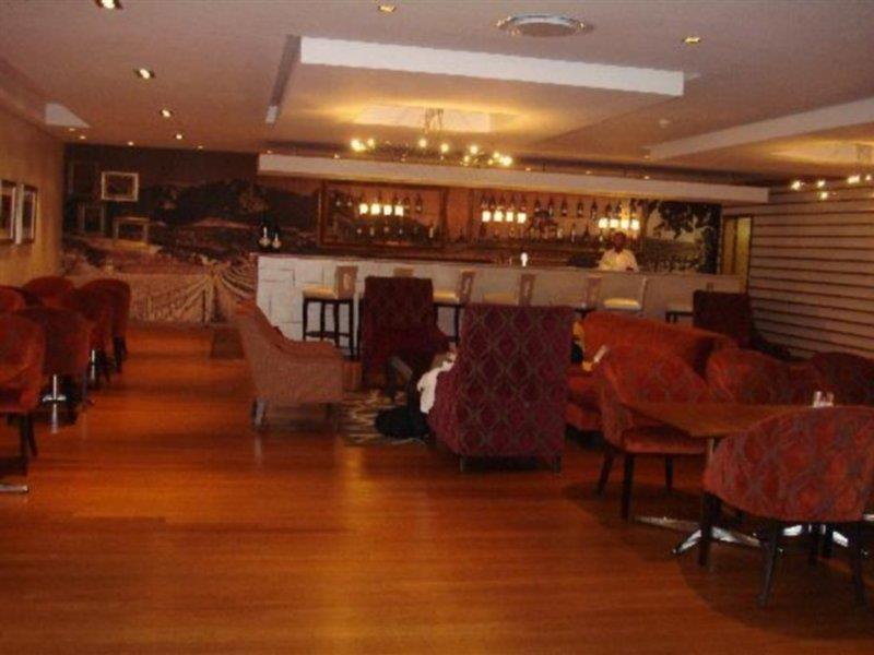 Garden Court Nelson Mandela Boulevard Κέιπ Τάουν Εξωτερικό φωτογραφία